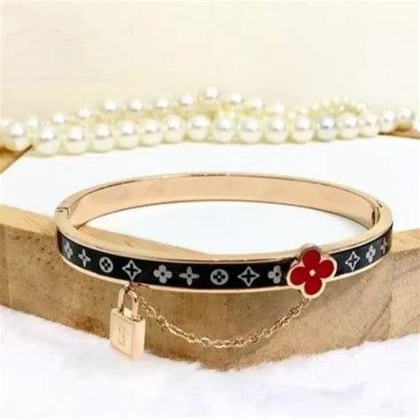 gelang lv flower